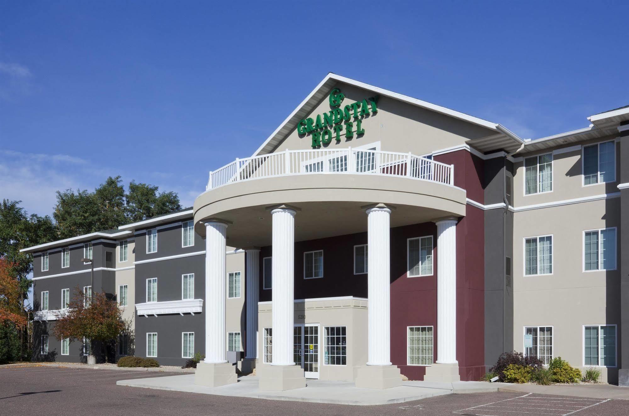 Grandstay Residential Suites Hotel - Eau Claire Exterior foto
